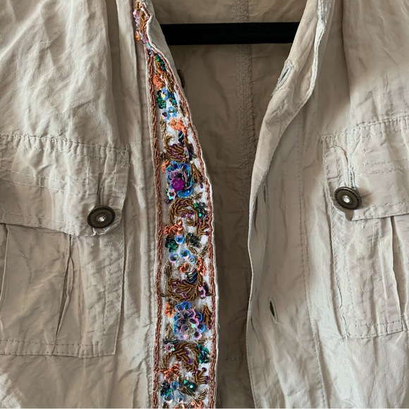 Exex taupe light military long sleeve jacket top size EU 40 Italy pockets belt - Picture 2 of 4